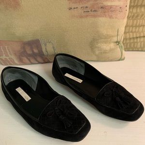 ENZO ANGIOLINI tassel black suede shoes